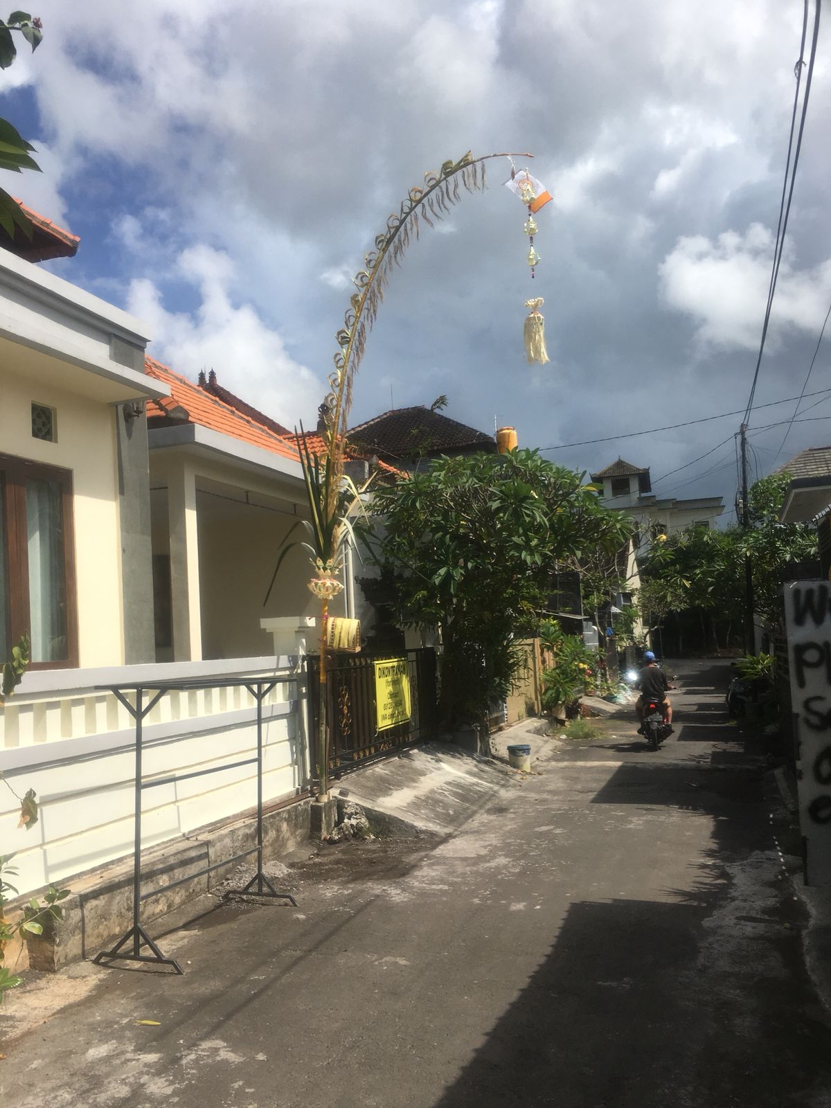 Rumah Di sewakan Di Nuansa Indah Jimbaran Bali